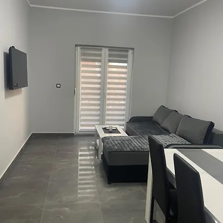 Mila Ciric * Pančevo